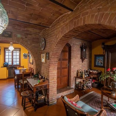 Villa Casa Lazzaro Al Centro Di Siena Esterno foto